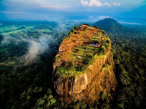 Sri Lanka Tourist Places That You Cant Miss To See