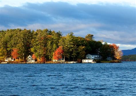 Lake Winnipesaukee This Looks Like Lockes Island As You Come Out Of Glendale To Me Lake