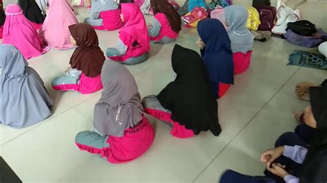Hari ini di sekolahku ada pelajaran olahraga. Keliru ayat😱 .Semangat Terus Mengajinya. Rutinitas santri ...