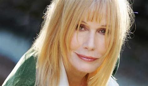 Sally Kellerman All Body Measurements Including Boobs Waist Hips And More Measurements Info