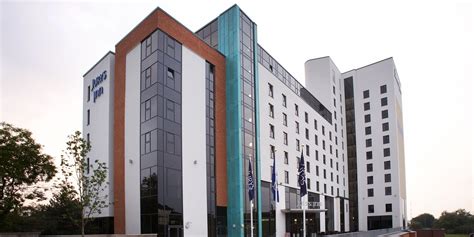 The hotel is the perfect location for both business and leisure travellers. Jurys Inn Derby - McAleer & Rushe