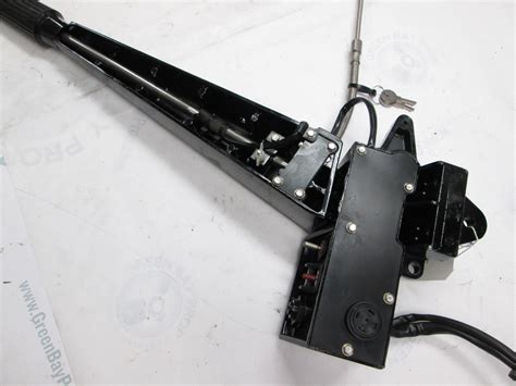 12022A28 DISCOUNTED Mercury Mariner 75 90 Hp 3 Cyl Outboard Steering