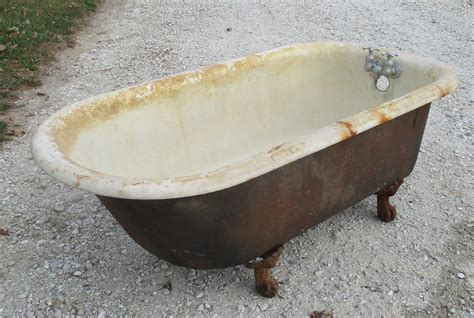 20 Old Claw Foot Tubs