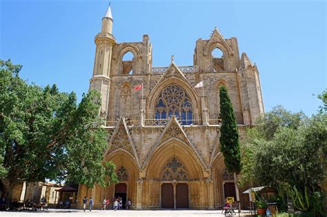 It is located east of nicosia and possesses the deepest harbour of the island. Die Kathedrale Von StNicolas (Lala Mustafa Pasha Mosque ...
