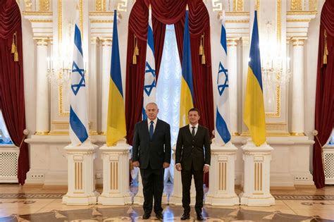 Ізраїль — 1 іменник чоловічого роду ім я ізраїль 2 іменник чоловічого роду держава … орфографічний словник української мови. Україна розвиватиметься у сферах безпеки та оборони за ...