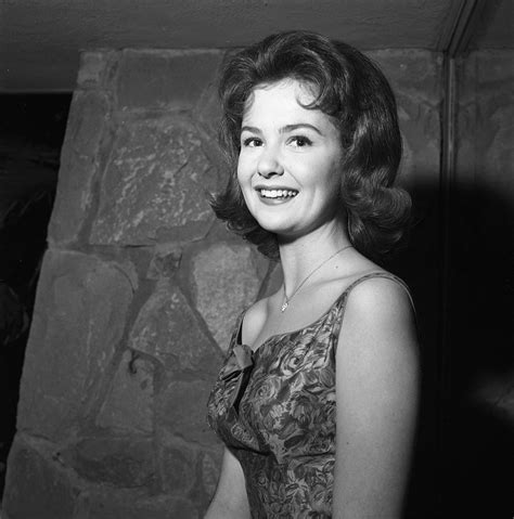 Circa 1961 Entertainer Shelley Fabares Poses For A Portrait At An
