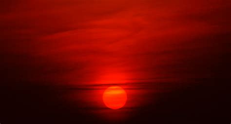 Wallpaper Red Sky Sun Clouds Sunrise Fire Tramonto Skies Alba