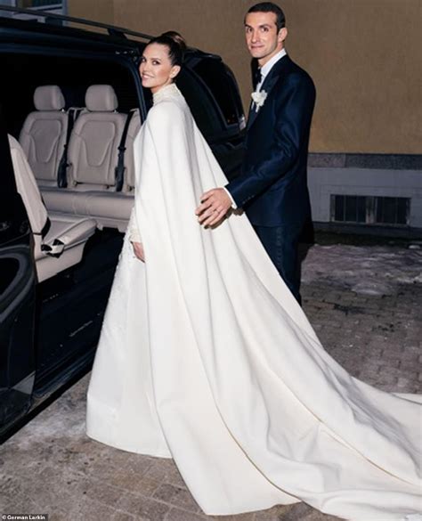 Dasha Zhukova Marries Stavros Niarchos In Surprise £5m Weddingin Front