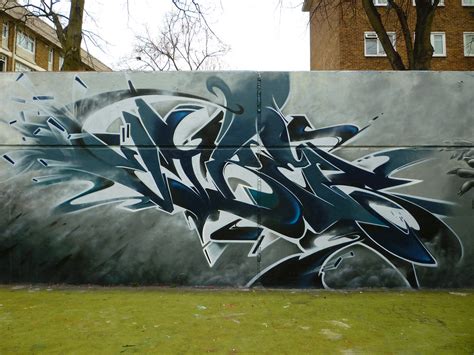 Graffiti Vandalism Versus Art Zh Street Art