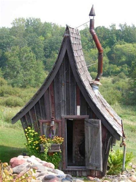 Worlds Most Creative Chicken Coops 30 Pics
