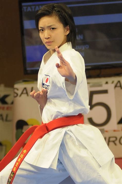 Martial Arts Women Image By J T On Poses And Forms In 2020 Female Martial Artists Karate Girl