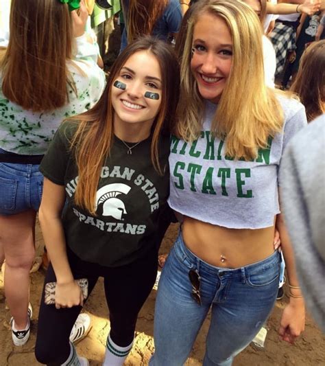 10 Adorable Gameday Outfits At Michigan State University Society19