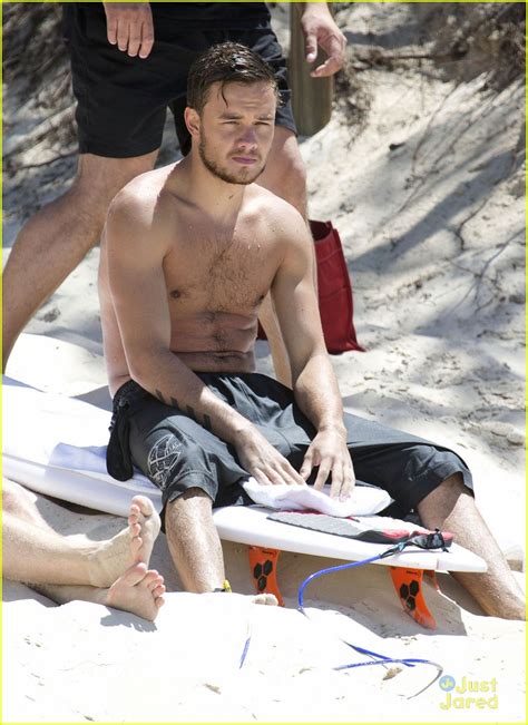 Liam Payne Surfing Shirtless In Australia Photo 609945 Photo Gallery Just Jared Jr