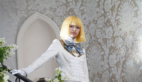 Nov 30, 2019 · 青春コミックや恋愛コミックは人気作品多数。そういったヒット作を実写化したら、漫画ファンは喜ぶのは間違いなし！漫画の中のイケメンと可憐な美人主人公を映画で再現され、より観客の心をつかめます。この記事では、実写化した映画の注目作を60作品をまとめてご紹介します。 二階堂ふみ出演映画おすすめ15選!かわいいだけでなく圧倒的な ...