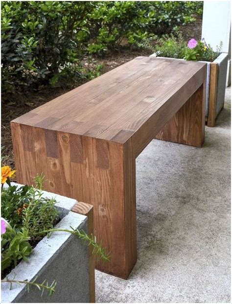 All you would have to do is change the two 2x4's that the seat screws into into 2x6's and cut a curve into them. 10 Cool DIY Outdoor Bench Projects You Will Love