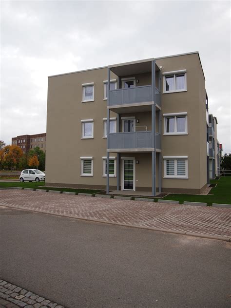 Sie suchen nach einer eigentumswohnung in thüringen? Neubau von 21 Wohnungen · Arnstadt · Architekturführer ...