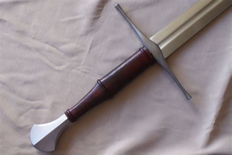 The Sl1012 Medieval Sword 115000 Lockwoodswords