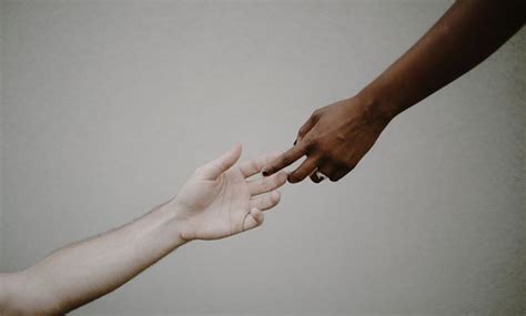 10 Free Interracial Dating Sites And Apps For Black And White Singles