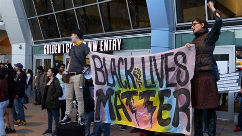 Stephon Clark Shooting Protest Outside Nba Kings Arena Delays Game