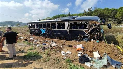 Tur otobüsü devrildi 1 ölü 54 yaralı Turizm Ajansı Turizm