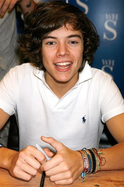 Harry's usually curly, beautiful locks now straight and flat. Harry Styles Hairstyles 2013 | Hairstyle | Fashion Style ...