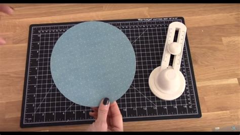 How To Use The Martha Stewart Large Circle Cutter Youtube