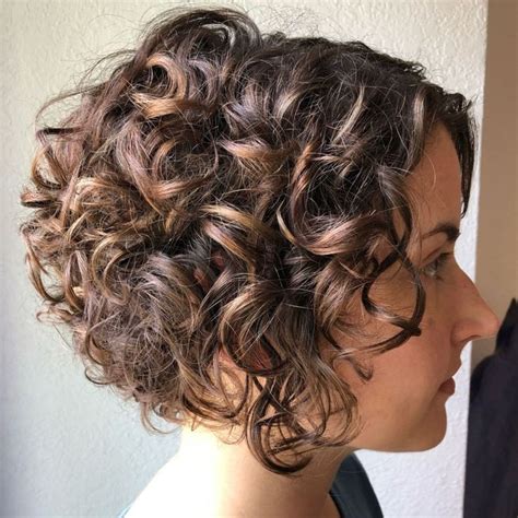 60 Most Delightful Short Wavy Hairstyles Ad1 Soft Curly Inverted Bob For Sh Delightful