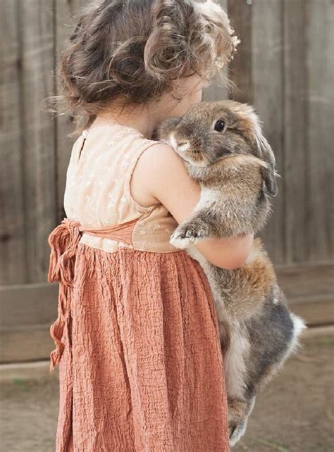 31 Heartwarming Pictures Showing That Kids Need A Pet Top13