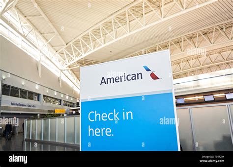 Jfk Airport American Airlines Terminal 8 Check In Sign Stock Photo Alamy