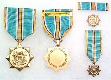 Us Coast Guard Civilian Distinguished Public Service Medal