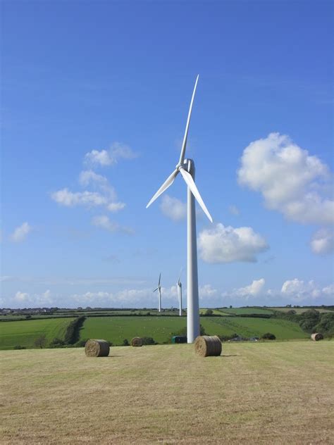 Ewt 5254dw 500kw Wind Turbine Earthmill Sustainable Energy Specialists