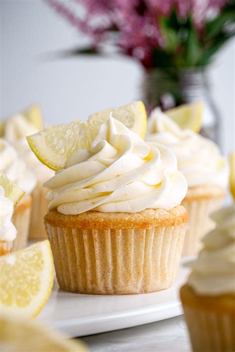 Simple Chocolate Cupcakes Wife Mama Foodie