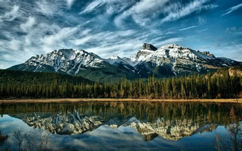 캐나다 알버타 자연 풍경 호수 눈 덮힌 산 반사 하늘 구름 배경 화면 2560x1600 배경 화면 다운로드 Kr