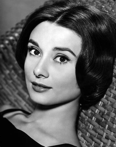 Imgur The Most Awesome Images On The Internet Audrey Hepburn Hepburn Audrey