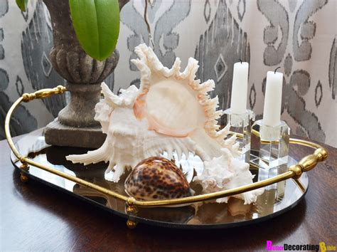Start with your tallest object, such as a vase of flowers, garden clippings or a plant. The Coffee Table Tray : 10 Styles | Maureen Stevens