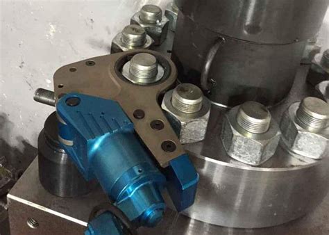 Rp è definita resistenza vascolare equivalente di n arterie in parallelo. Azione idraulica ad alta resistenza del doppio dell ...