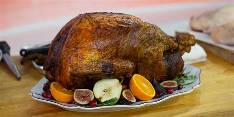 Make The Perfect Thanksgiving Turkey With Martha Stewarts