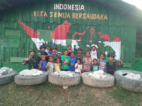 Arsip styrofoam foam gabus mewarnai melukis surabaya kota. Peringati Hari Pahlawan, Satgas Yonif PR 432 Kostrad Ajak ...