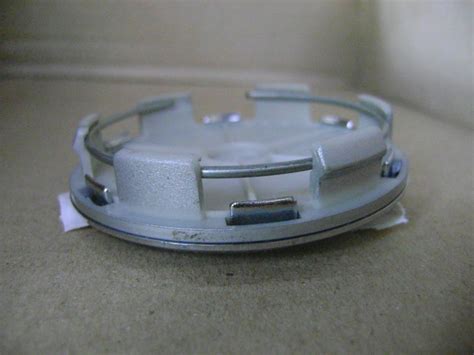 Jual Dop Center Velg Mercy Ukuran 6.8 Cm - Toko Dop