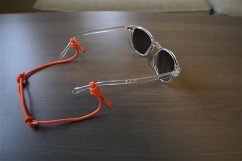 simple diy paracord sunglasses lanyard sierra blog