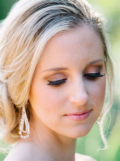 The best makeup artists command lofty fees and possess loyal clients, whether they are transforming performers to create an accurate visual representation, or perfecting. Best Wedding Makeup for Blue Eyes