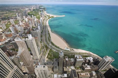 What To Do On Chicagos Lake Shore Drive Chicago