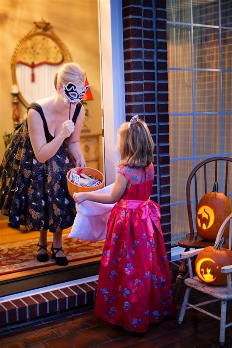 Alternatives To Trick Or Treating 10 Ways To Celebrate Halloween