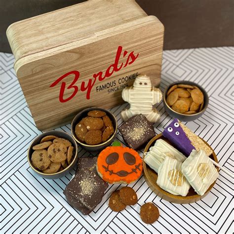 Halloween Byrd Box In 2022 Cookie Company Byrds Cookies Crispy Treats