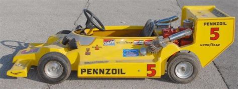 1683 Mini Cars 1970s Formula 1 Penzoil Go Kart Lot 1683
