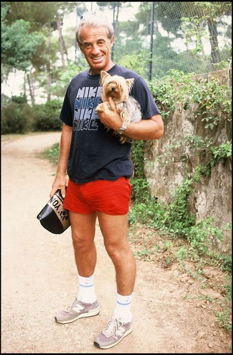 Jean Paul Belmondo Avec Son Chien En Golden Age Of Hollywood Hollywood Actor Humphrey