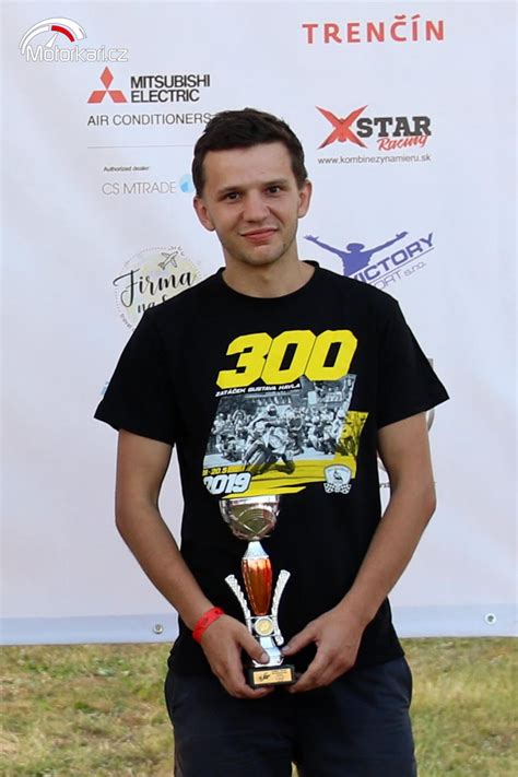 Comprehensive pavel prouza chess games collection, opening repertoire, tournament history, pgn download, biography and news. Zemřel Martin Prouza | Motorkáři.cz