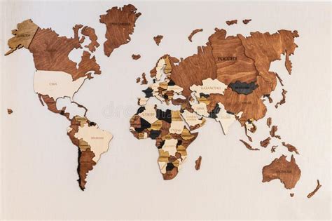 Mapa mundo portugues impresso 92 x 128 cm. Madeira Mapa Mundo