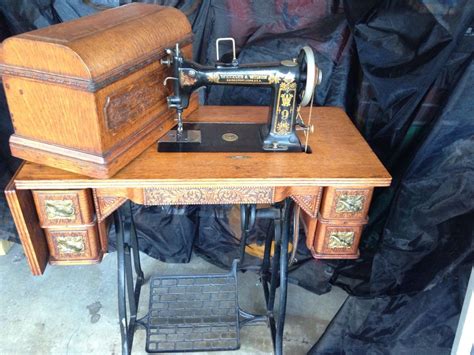 Wheeler And Wilson Antique Sewing Machine Antique Sewing Machines