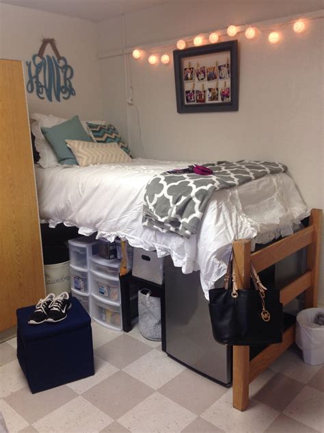 my college dorm room love it sooo much … dorm room storage dorm room designs dorm room bedding